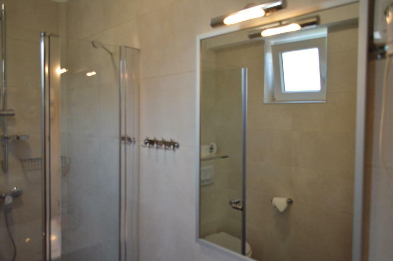 Apartments Sven-Marino Пореч Екстер'єр фото